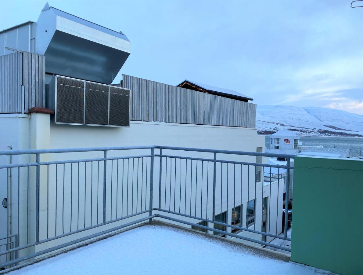 Apartmán Penthouse On The Main Street, Town Center Akureyri Exteriér fotografie
