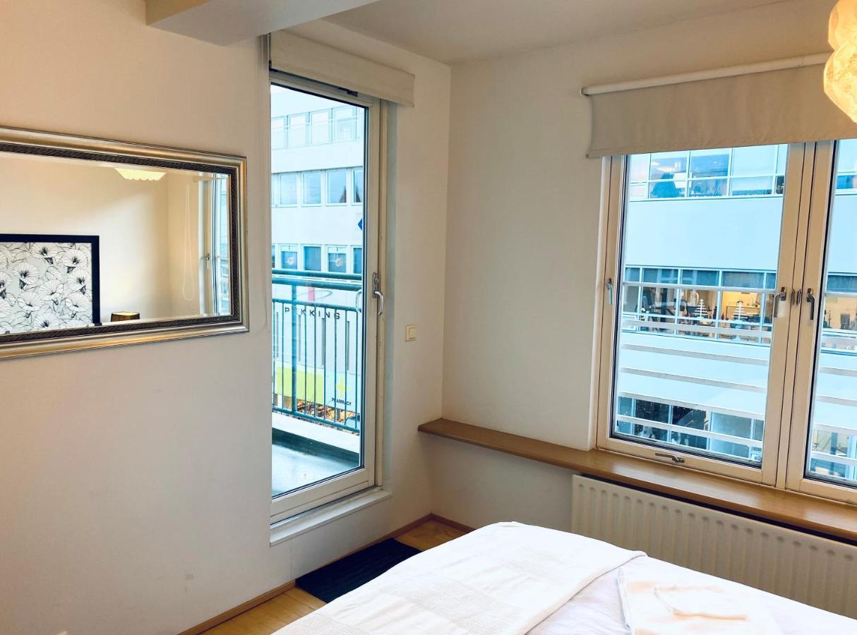 Apartmán Penthouse On The Main Street, Town Center Akureyri Exteriér fotografie
